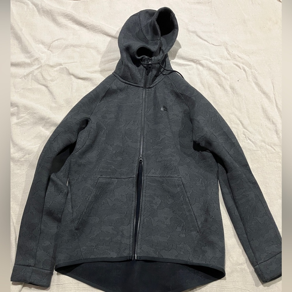 Nike jacquard tech fleece